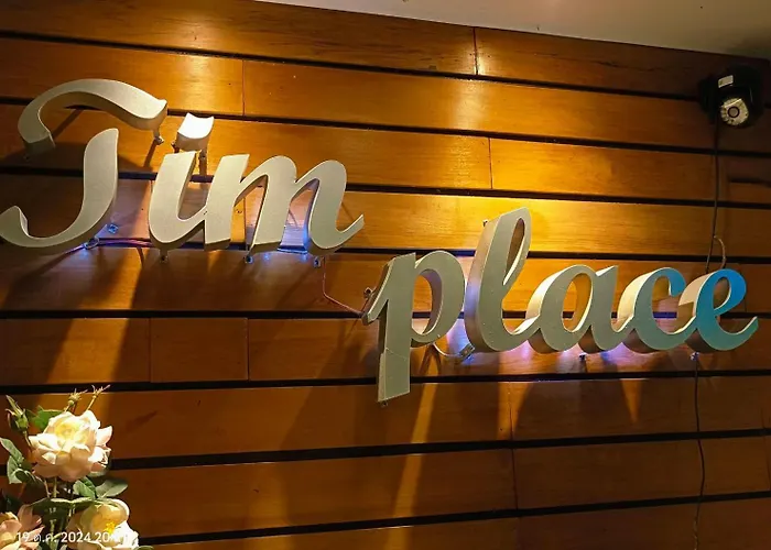 Tim Place - Bts Phra Khanong 2*
