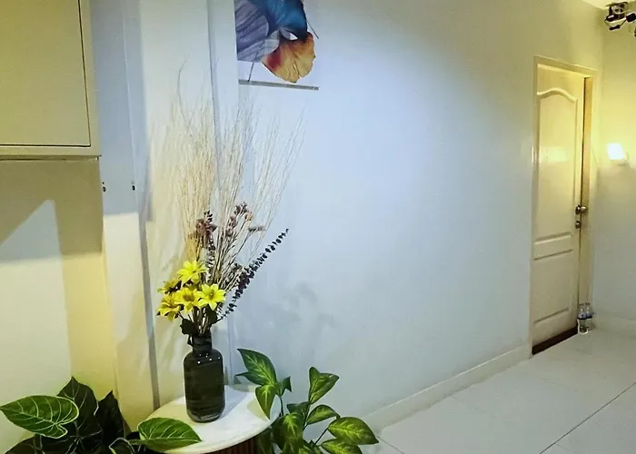 Hotel Tim Place - Bts Phra Khanong 2*