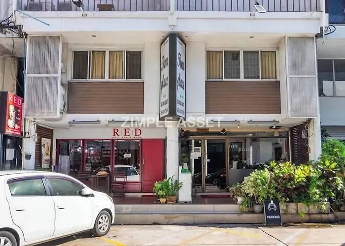 Hotel Tim Place - Bts Phra Khanong Bangkok