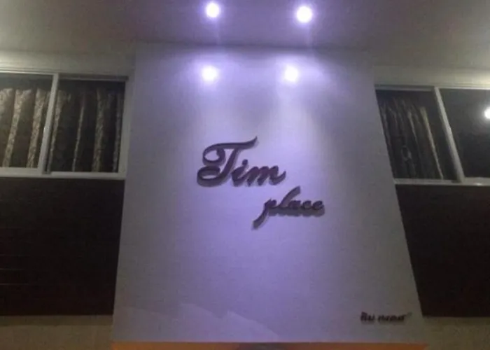 Hotel Tim Place - Bts Phra Khanong 2*